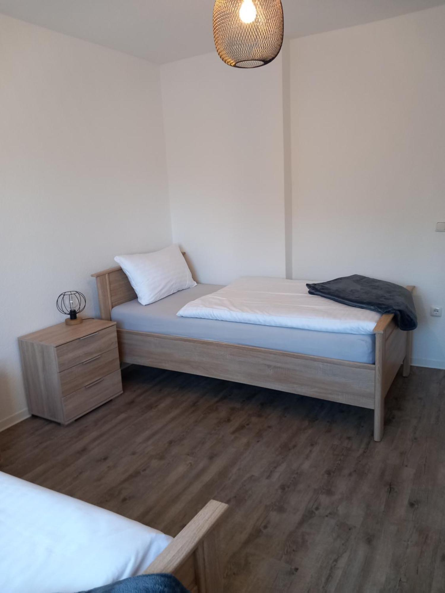 City Apartment Duisburg 1#Netflix &Wlan &Kingsize Bett &Kaffee Maschine & Central & 500M Innenhafen & 2 Min U Bahn Exterior foto