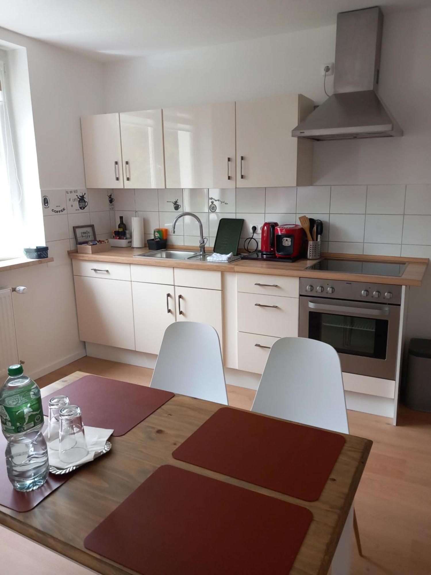City Apartment Duisburg 1#Netflix &Wlan &Kingsize Bett &Kaffee Maschine & Central & 500M Innenhafen & 2 Min U Bahn Exterior foto